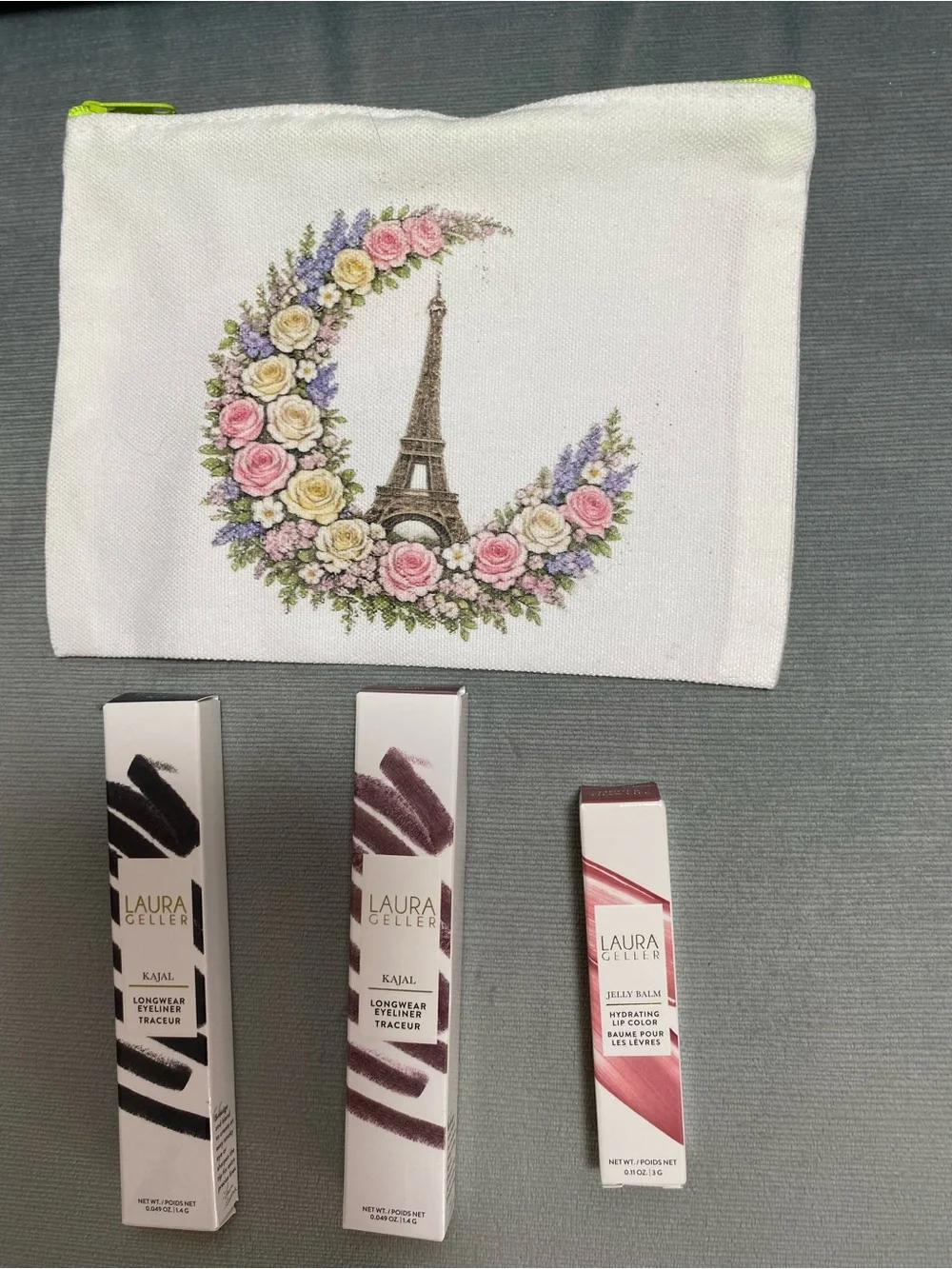 Laura Geller Makeup Set NWT in White Floral Eiffel Cosmetic Zippered Pouch